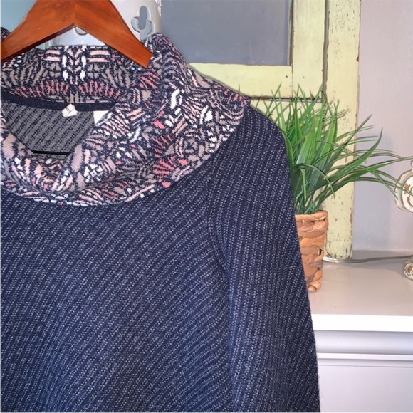 Anthropologie Moth Imperial Garden Wool Blend Cowl Neck Longline Cozy Sweater M - Picture 4 of 6